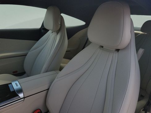 New 2026 Mercedes-Benz CLE 300 4MATIC Coupe image 9