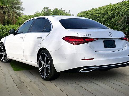 Used 2025 Mercedes-Benz C 300 Sedan image 10
