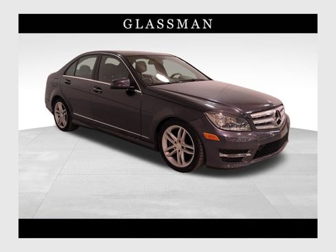 Used 2013 Mercedes-Benz C 300 4MATIC Sedan image 1