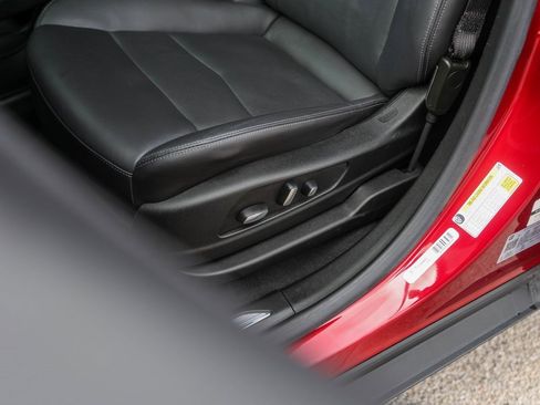 Used 2024 Cadillac XT5 Premium Luxury w/ Technology Package image 8