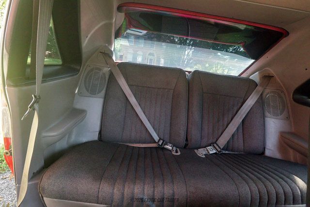 Used 1992 Ford Mustang LX RWD image 74