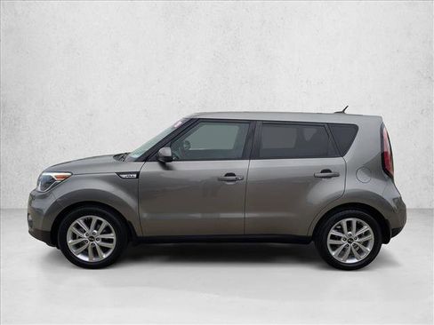 Used 2018 Kia Soul + w/ Audio Package image 9
