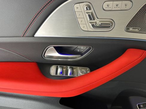 New 2025 Mercedes-Benz GLE 53 AMG 4MATIC image 13