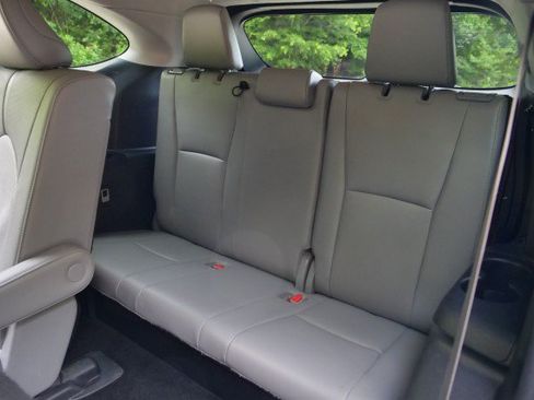 Used 2021 Toyota Highlander Limited AWD/4WD image 33