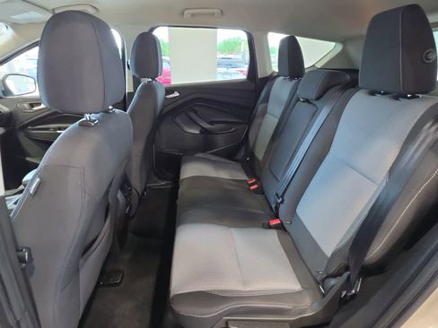 Used 2017 Ford Escape SE AWD/4WD image 29