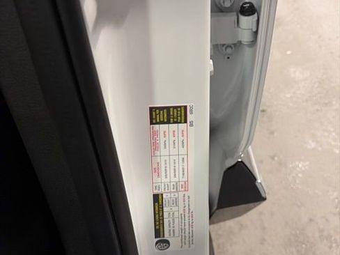 New 2026 Nissan Rogue Platinum image 32