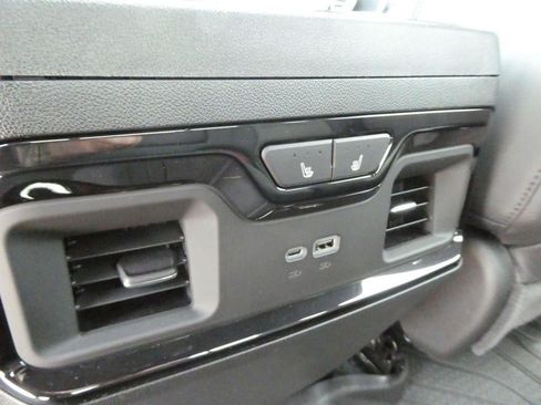New 2026 Chevrolet Silverado 2500 ZR2 w/ LPO, Dark Essentials Package AWD/4WD image 17