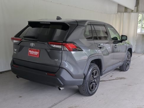Used 2023 Toyota RAV4 LE FWD image 6