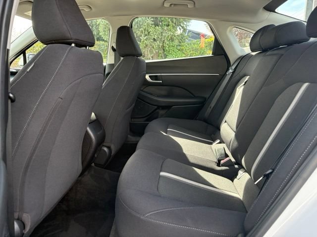 Used 2025 Hyundai Sonata SEL FWD image 10