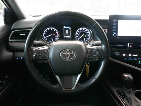 Used 2021 Toyota Camry SE FWD image 21