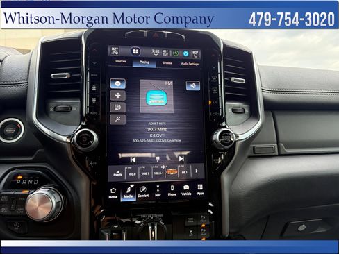 Used 2024 RAM 1500 Laramie AWD/4WD image 32