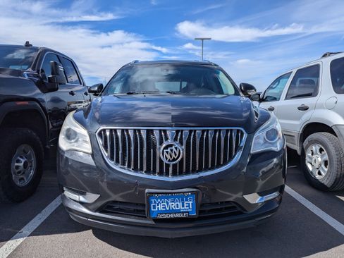 Used 2014 Buick Enclave Leather AWD/4WD image 2