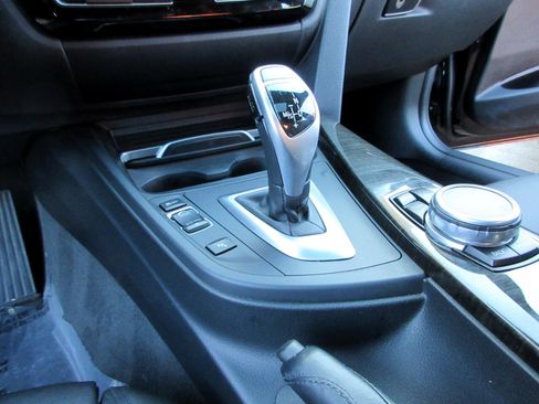 Used 2017 BMW 330i Sedan image 47