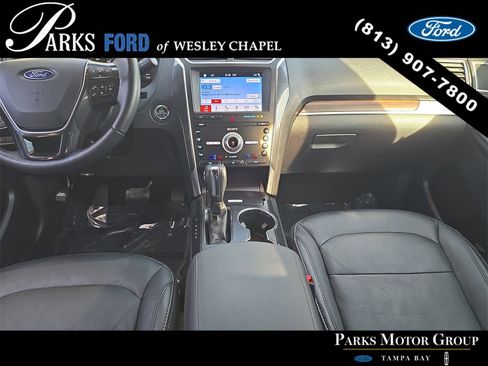 Certified 2019 Ford Explorer Limited w/ Class III Trailer Tow Package image 14
