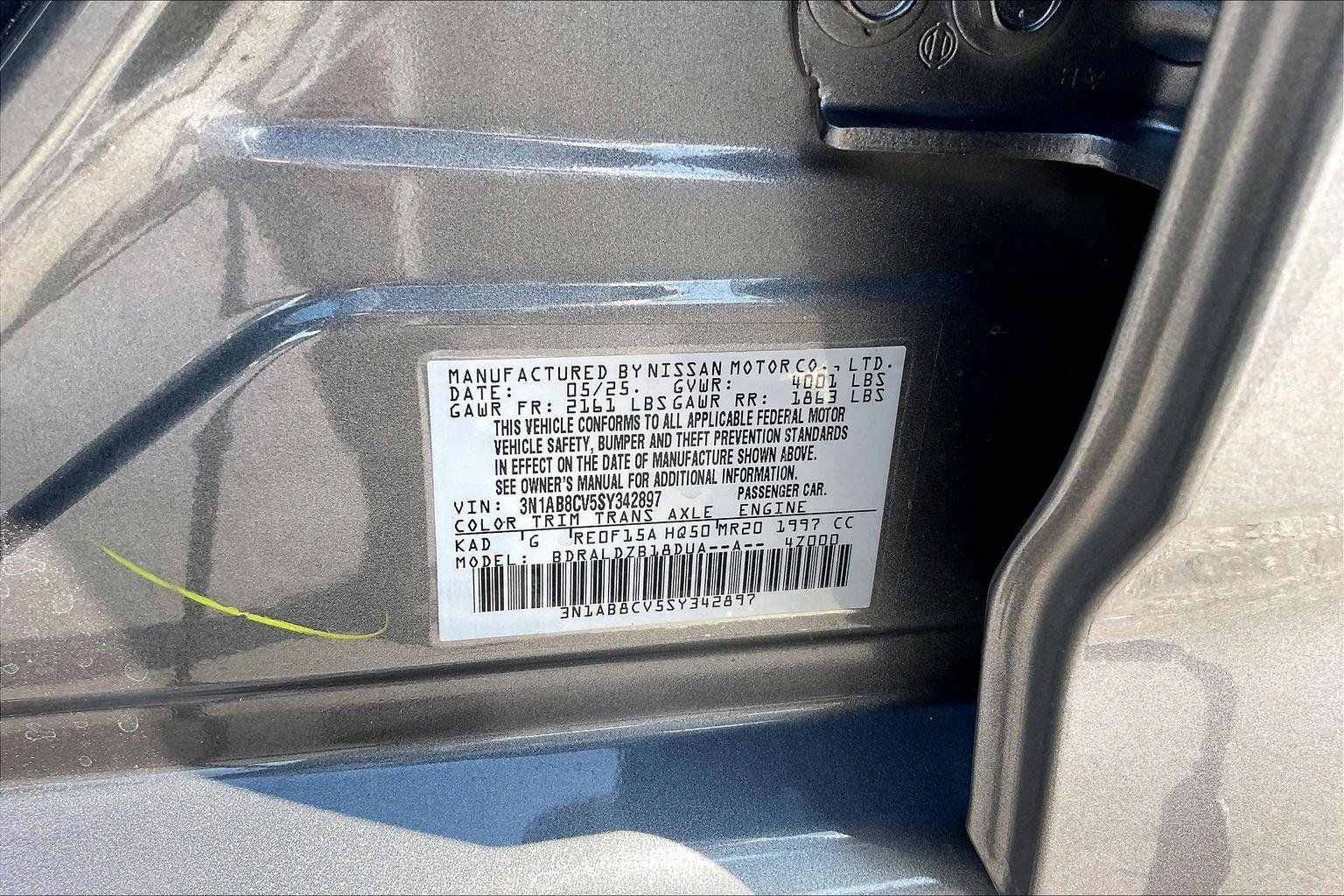 Certified 2025 Nissan Sentra SV w/ Trunk Package FWD image 33