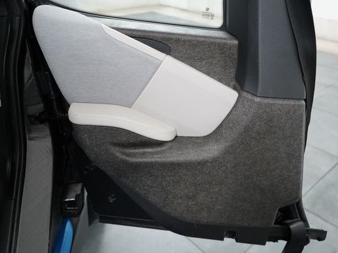 Used 2014 BMW i3 RWD image 21