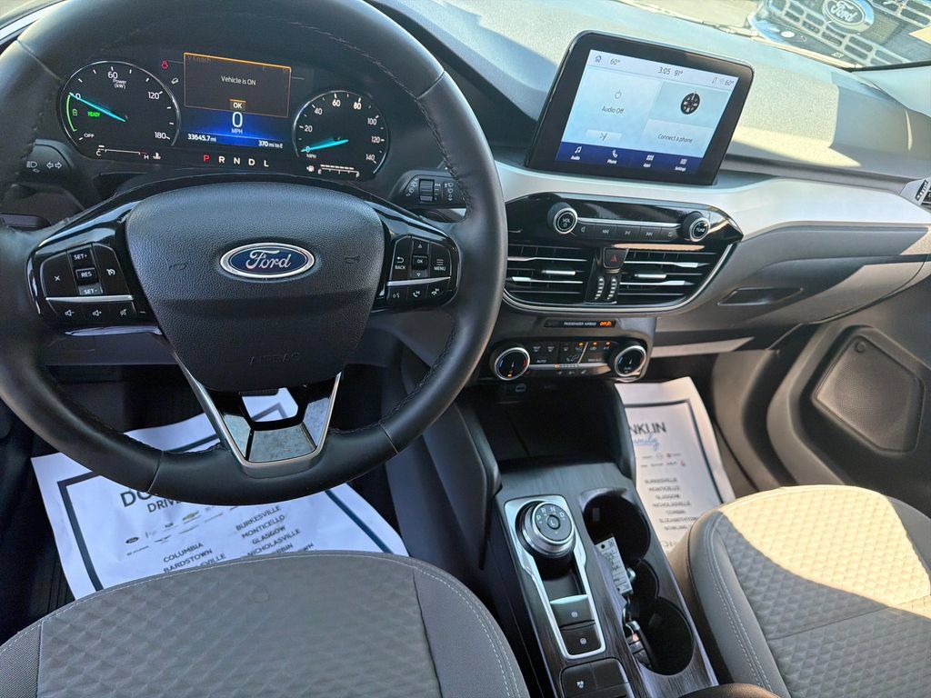 Used 2022 Ford Escape SE w/ Convenience Package AWD/4WD image 17