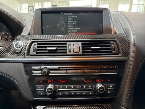 Used 2014 BMW M6 Convertible image 45