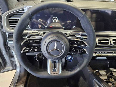 Used 2025 Mercedes-Benz GLS 63 AMG 4MATIC image 19
