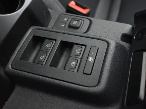 New 2025 Ford Bronco Big Bend image 28