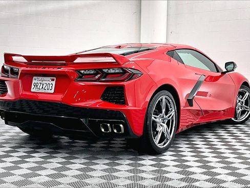 Used 2021 Chevrolet Corvette Stingray Preferred Cpe w/ Z51 Performance Package image 11