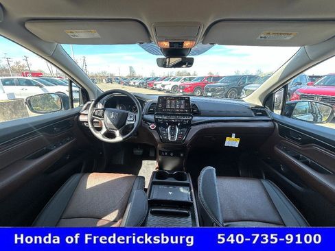 Used 2026 Honda Odyssey Elite image 32