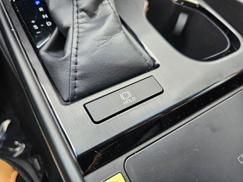 Used 2023 Lexus ES 250 w/ Premium Package image 42