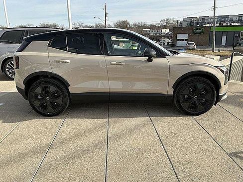 New 2026 Volvo EX30 Cross Country Ultra w/ Protection Package Premier AWD/4WD image 7