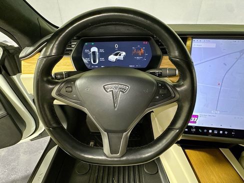 Used 2020 Tesla Model S Performance AWD/4WD image 9
