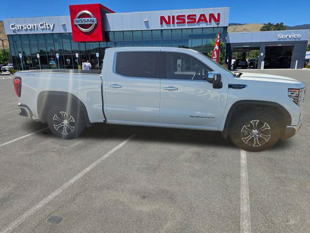Used 2025 GMC Sierra 1500 SLT AWD/4WD image 7