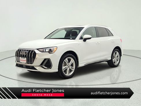 Used 2021 Audi Q3 2.0T Premium w/ Convenience Package AWD/4WD image 1