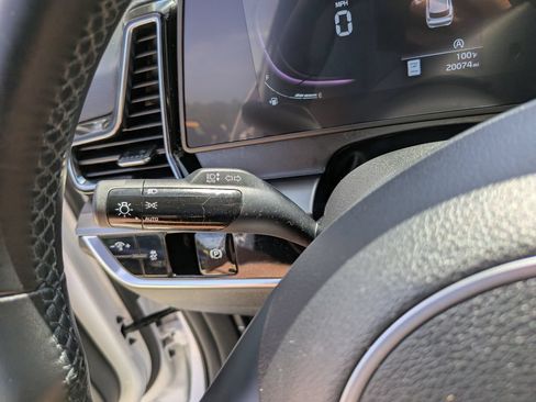 Certified 2023 Kia Sportage EX FWD image 32