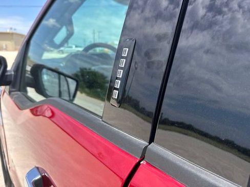 Used 2024 Ford F150 XLT RWD image 10