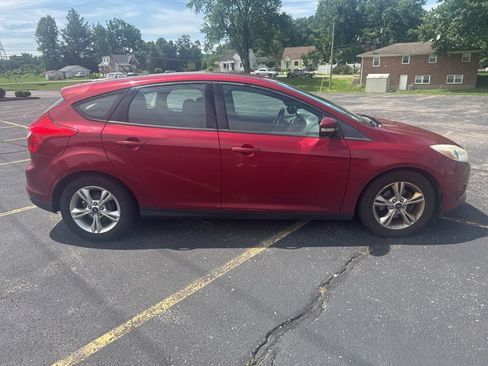 Used 2013 Ford Focus SE FWD image 7