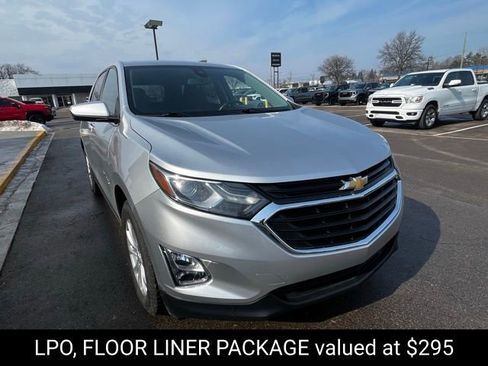 Used 2021 Chevrolet Equinox LT image 3