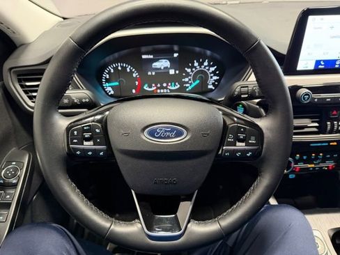 Used 2022 Ford Escape SEL image 28