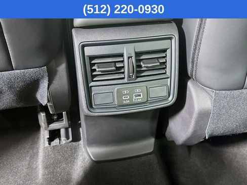 Used 2026 Subaru Forester Premium image 30