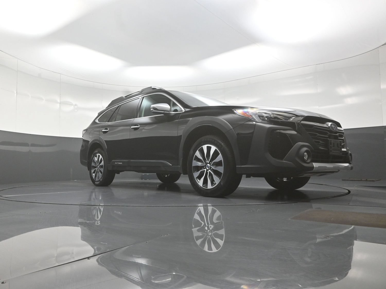 Certified 2024 Subaru Outback Touring XT AWD/4WD image 9