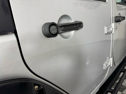 Used 2007 Jeep Wrangler Unlimited X image 24