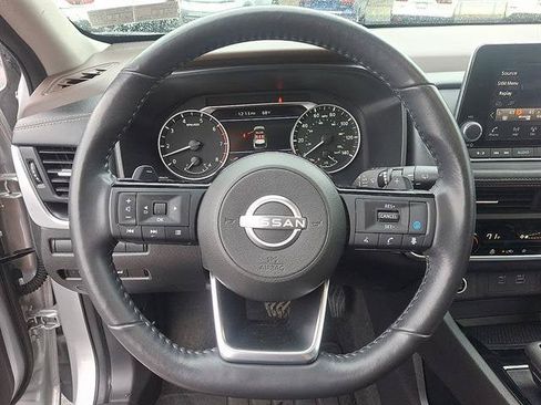Certified 2023 Nissan Rogue SV w/ SV Premium B Package AWD/4WD image 20