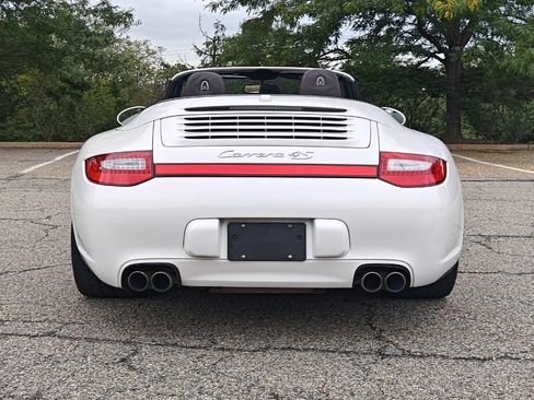 Used 2010 Porsche 911 Carrera 4S image 6