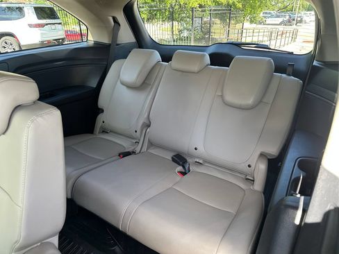 Used 2019 Honda Odyssey EX-L image 37