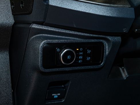 Used 2025 Ford Bronco Badlands AWD/4WD image 18