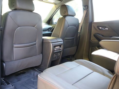 Certified 2023 Chevrolet Traverse RS w/ LPO, Floor Liner Package image 46