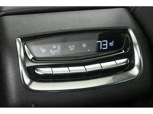 Used 2020 Cadillac XT6 Premium Luxury image 29