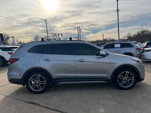 Used 2019 Hyundai Santa Fe XL image 8