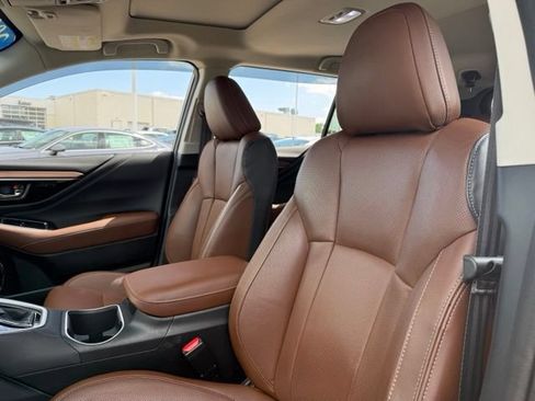 Used 2023 Subaru Outback Touring XT AWD/4WD image 5