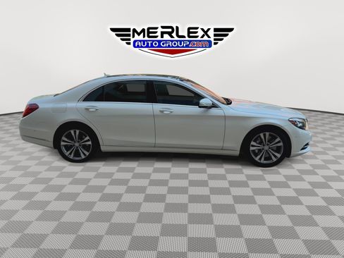 Used 2017 Mercedes-Benz S 550 4MATIC Sedan w/ Premium Package image 9