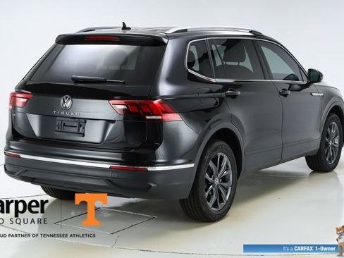 Used 2023 Volkswagen Tiguan SE image 9