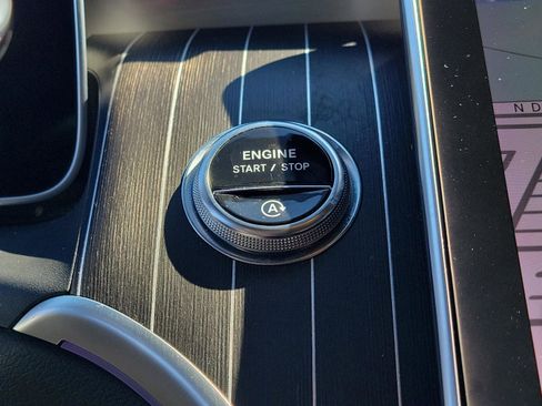 Used 2023 Mercedes-Benz GLC 300 image 20